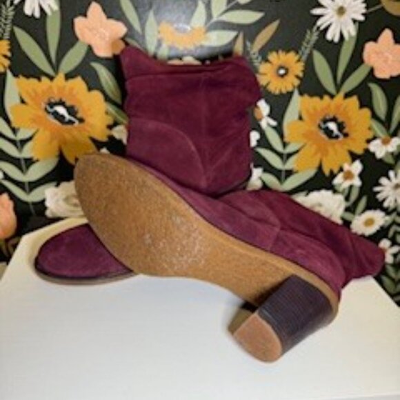 Vince Camuto Suede Slouchy Boot - Size 12 - Picture 5 of 5